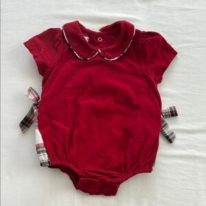 Like new 9-12M baby girl Christmas onsie